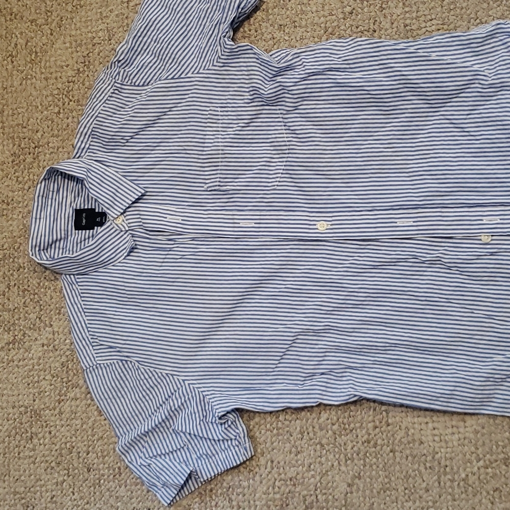 Boys short sleeved button down